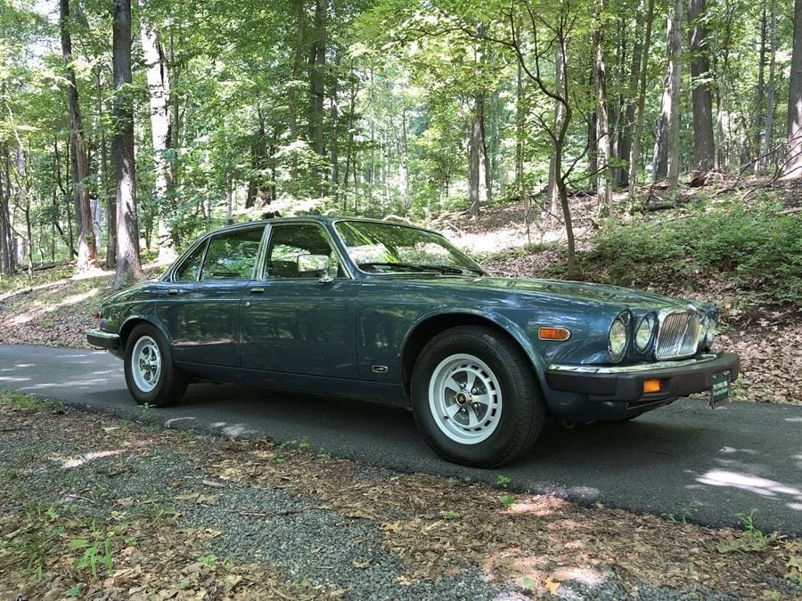 1986JaguarXJ6CobaltBlue